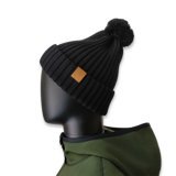 Svala - P&auml;&auml;sky, שחור