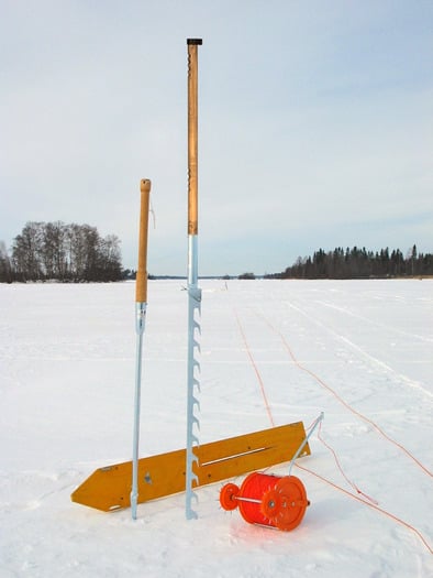 Laxström Лебёдка для протяжки сетей подо льдом