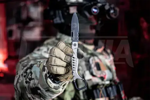 Extrema Ratio MH-Stealth folding knife