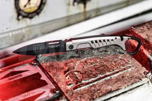 Extrema Ratio MH-Stealth folding knife