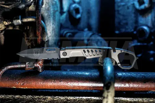 Extrema Ratio MH-Stealth folding knife