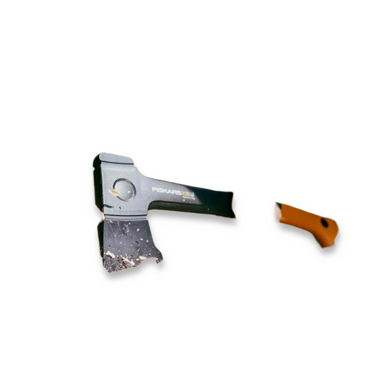 Fiskars S X18 axe