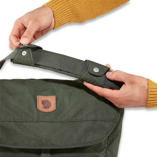 Fjällräven Greenland Shoulder Bag, deep forest