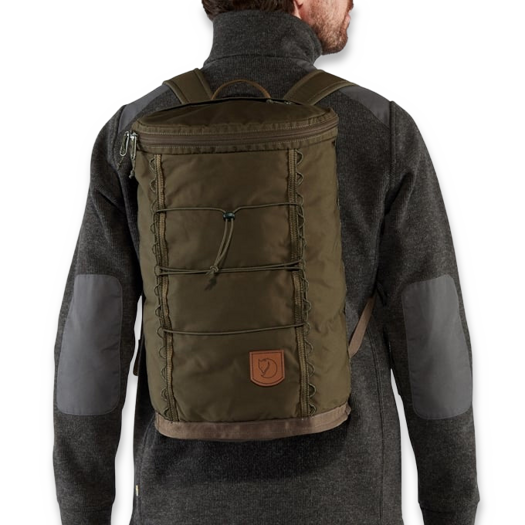 Fjällräven Singi 20 hátizsák, dark olive