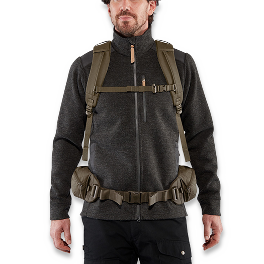 Fjällräven Singi 28 kuprinė, dark olive
