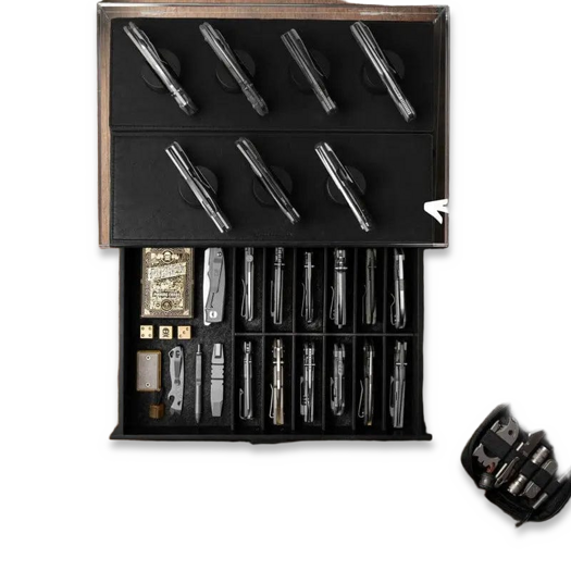 Holme & Hadfield The Armory Pro Knife Display Case - Walnut