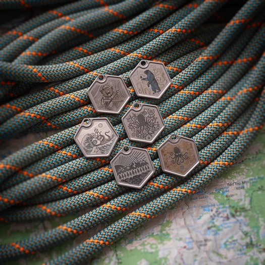 Prometheus Design Werx SPD Ti-Hex Tag- Kraken Wave