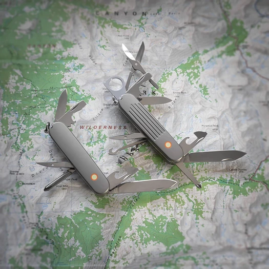 Prometheus Design Werx SPD Ti-SAK Scales GID - Smooth handle scales