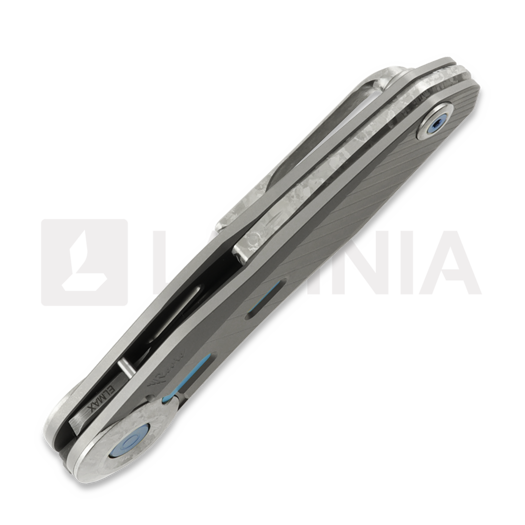 Coltello pieghevole Reate VK-CLU, Patterned Bead Blast Titanium, Hand Rubbed/Acid Washed