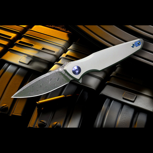 Spartan Blades Pandia Damascus kääntöveitsi, Satin/Blasted Titanium & Blue HW