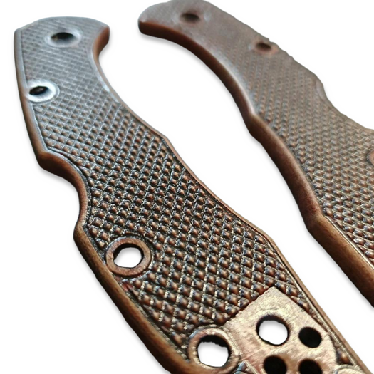 Svechnikov Workshop Spyderco Delica 4 / Lil Matriarch Old Classic Dark Cherry handle scales