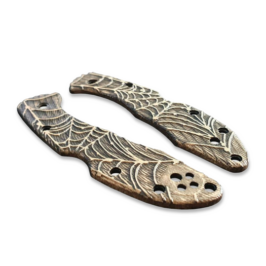 Svechnikov Workshop Spyderco Delica 4 / Lil Matriarch Spider Web handle scales