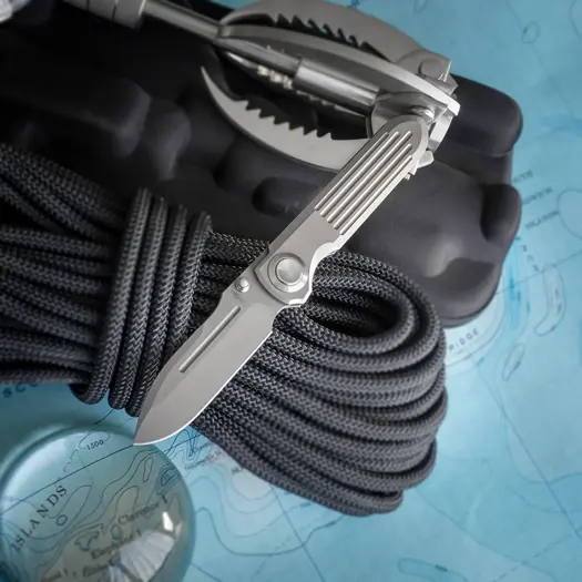 Terrain 365 Invictus BL - Titanium kääntöveitsi