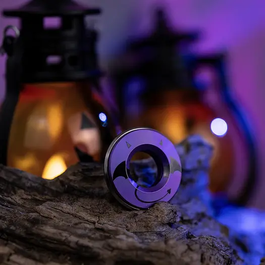 Titaner Tiroler - Titanium Curve Measure Ring, Devil's Embrace
